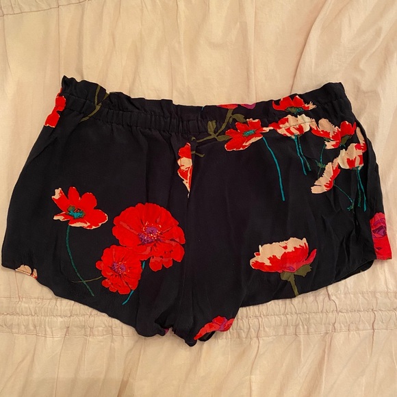 Wilfred floral shorts - Picture 2 of 2